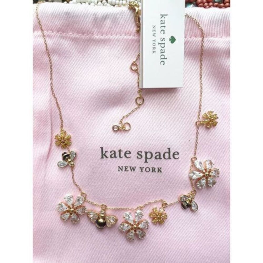 KATE SPADE All Abuzz Stone Bee Charm Gold-tone Necklace